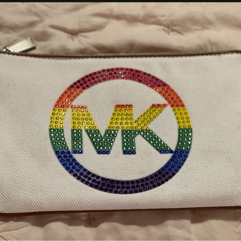 Michael Kors PRIDE wristlet. Good condition.